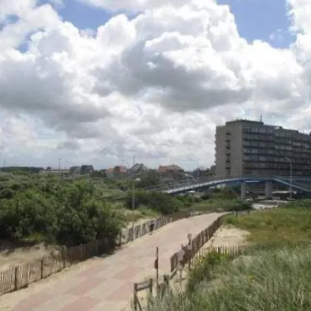 Apartment Astrid At 100 Meter From Sea With Parking Place